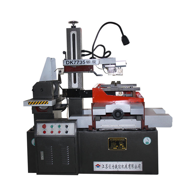 DK7735 AZ مستقر الأداء السائر CNC سلك EDM قطع السرعة عالي السرعة