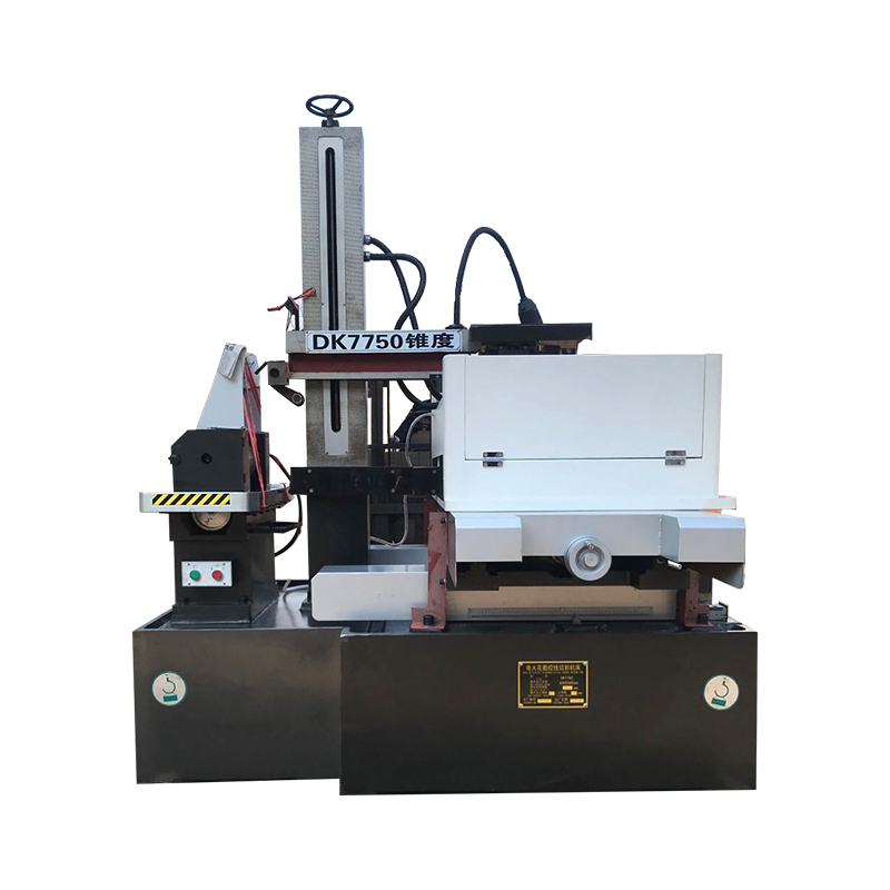 DK7750 ± 30 ° AZ كبيرة من CNC CNC EDM عالي السرعة قطع الأسلاك