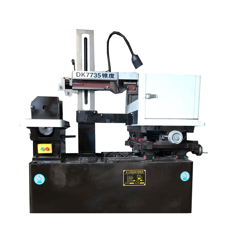 DK7735 ± 15 ° AZ Modular CNC EDM آلة قطع الأسلاك عالية السرعة